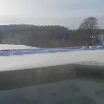 Escape With Bubble Bath * Martilly